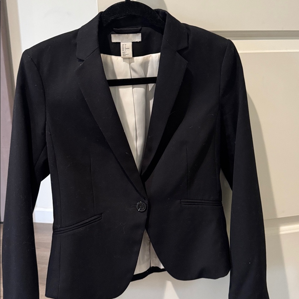 H&M Black and White Blazer